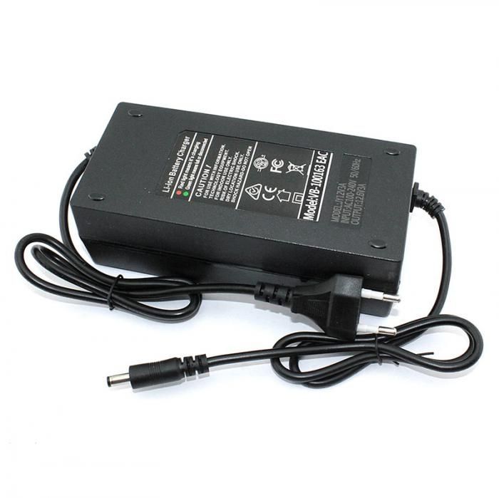 Зарядное устройство для электросамоката Vbparts 12.60V 3.0A 100163
